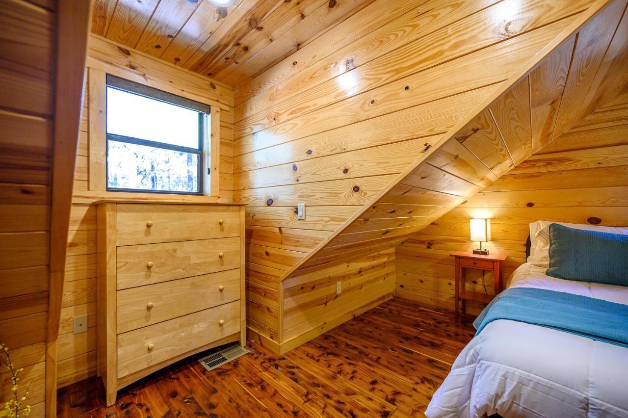 The Eastwood Spacious Retreat With 4 King En-Suites - Hot Tub - Pet-Friendly - Cozy Fire Pit - Prime Location - Multi-Family Broken Bow Buitenkant foto