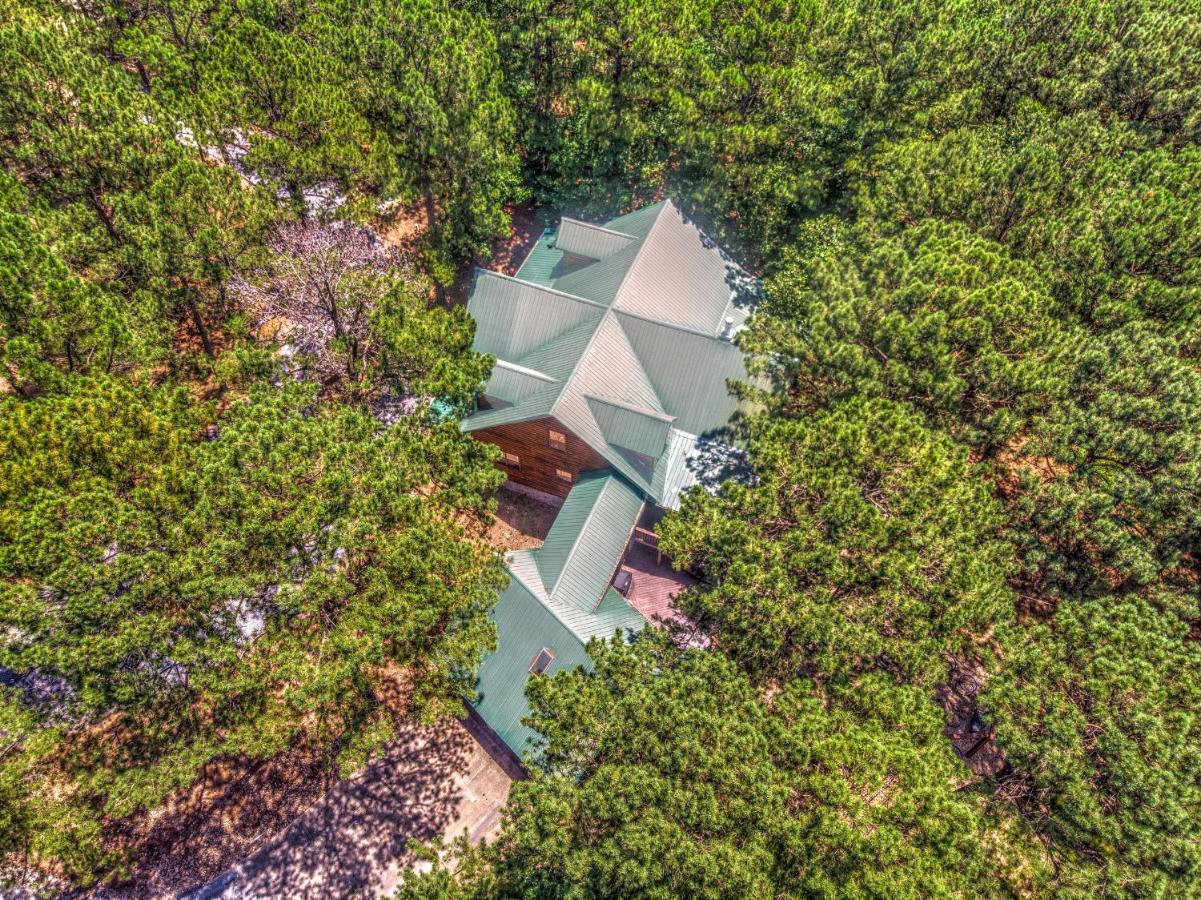 The Eastwood Spacious Retreat With 4 King En-Suites - Hot Tub - Pet-Friendly - Cozy Fire Pit - Prime Location - Multi-Family Broken Bow Buitenkant foto