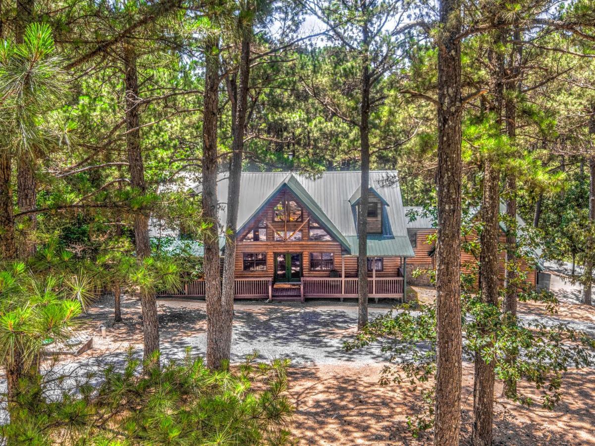 The Eastwood Spacious Retreat With 4 King En-Suites - Hot Tub - Pet-Friendly - Cozy Fire Pit - Prime Location - Multi-Family Broken Bow Buitenkant foto