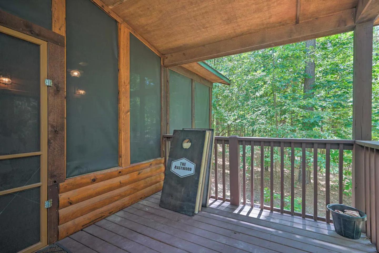 The Eastwood Spacious Retreat With 4 King En-Suites - Hot Tub - Pet-Friendly - Cozy Fire Pit - Prime Location - Multi-Family Broken Bow Buitenkant foto